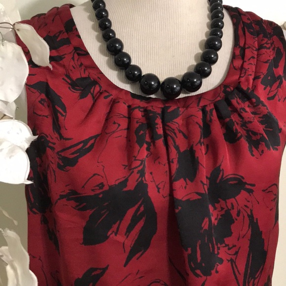 TALBOTS SLEEVELESS ELEGANT TOP - Picture 2 of 5